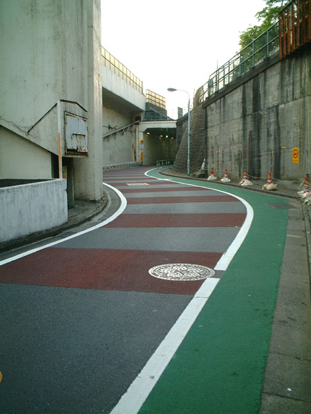 29-road-striped